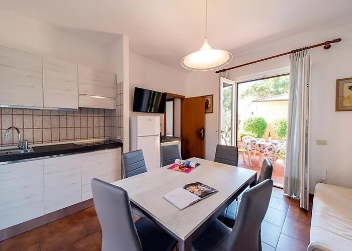 Cecilia - Апарт-отель 3*