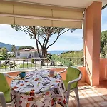 Cecilia - 3*