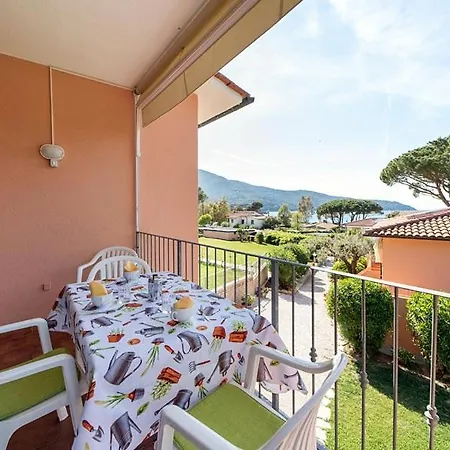 Cecilia - Procchio (Isola d'Elba)